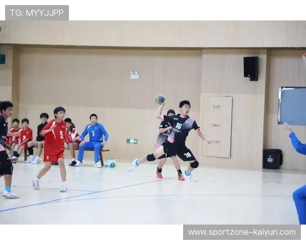 上海手球体教融合之路：从十余所到九十余所中小学，校园手球赛事年超300场